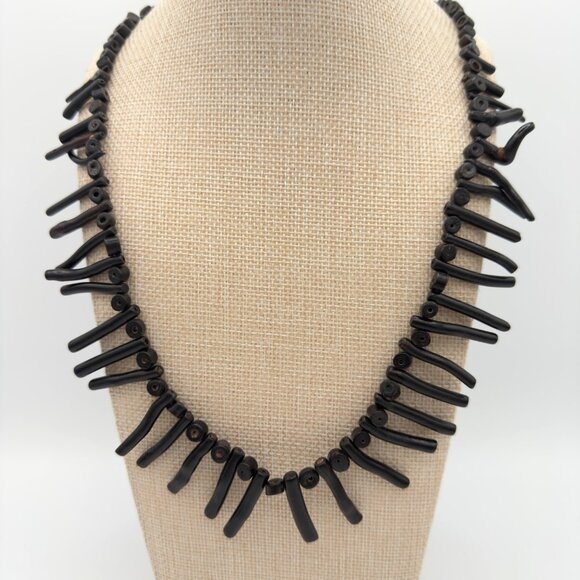 Vintage Natural Black Branch Coral Necklace Bib Statement Design 24 inches - Picture 1 of 16